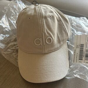 ALO Washed Off-Duty Cap - Sand Dollar